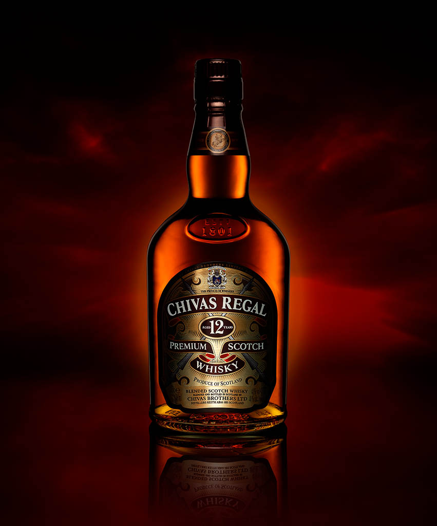 Packshot Factory - Bottle - Chivas Regal whisky bottle