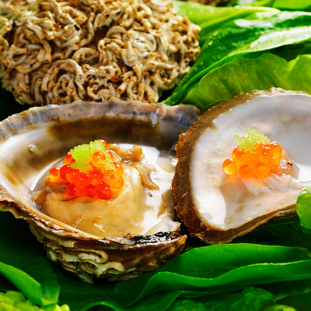 Packshot Factory - Fish - Oysters and caviar