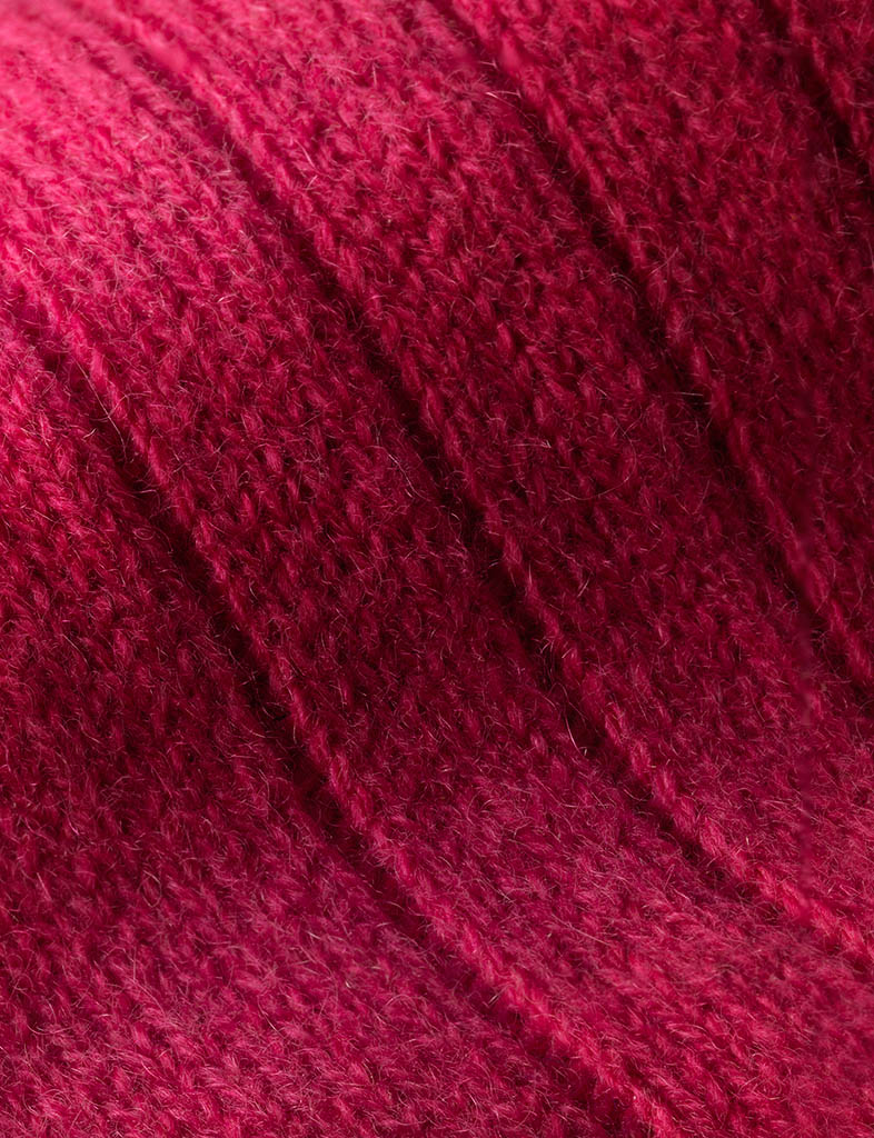 Packshot Factory - Accessories - Pantharella wool close up