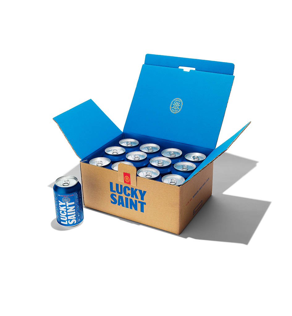 Packshot Factory - Beer - Lucky Saint alcohol free beer cans