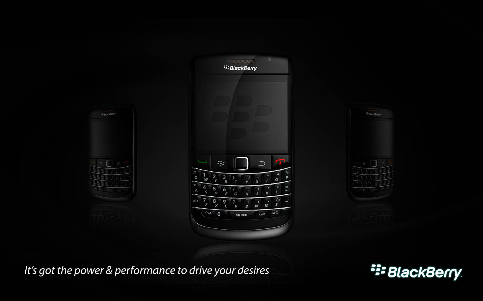 Packshot Factory - Black background - Blackberry mobile phone