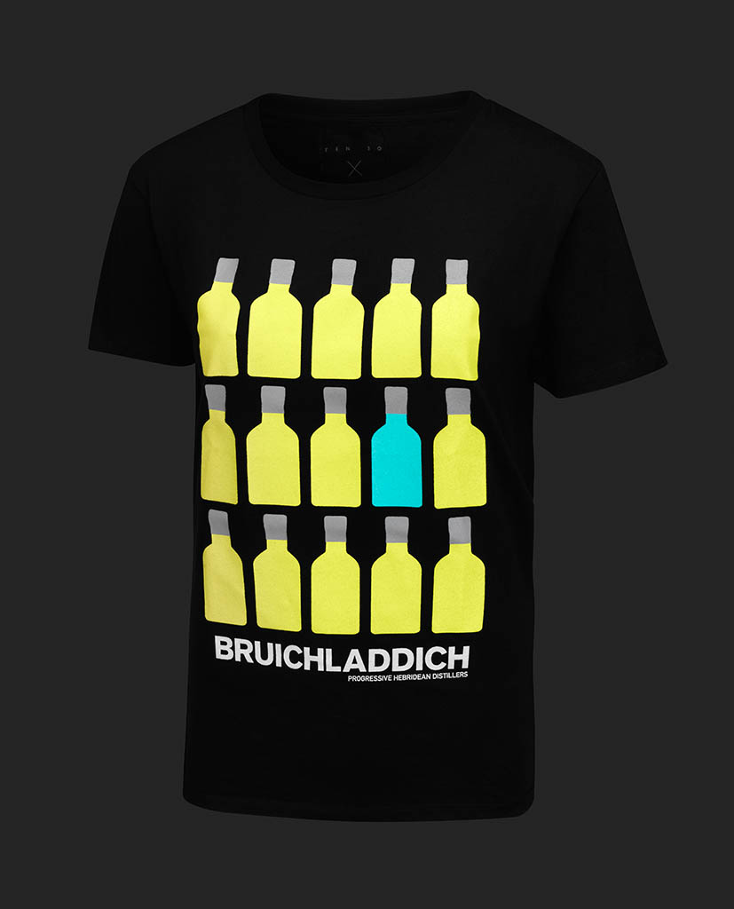 Packshot Factory - Black background - Bruichladdich whisky merchendise