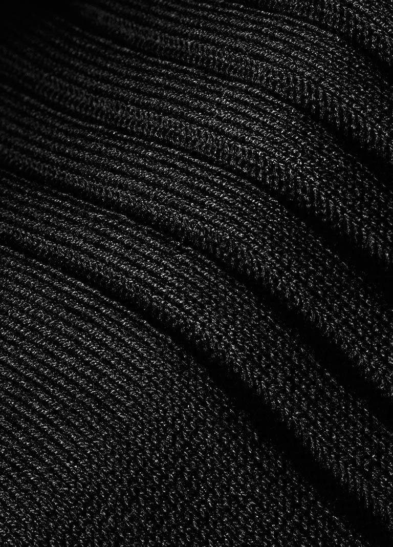 Packshot Factory - Black background - Pantharella wool close up