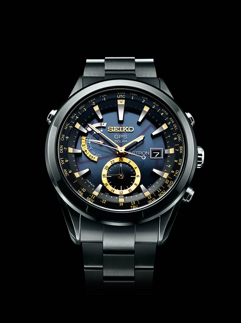 Packshot Factory - Black background - Seiko watch