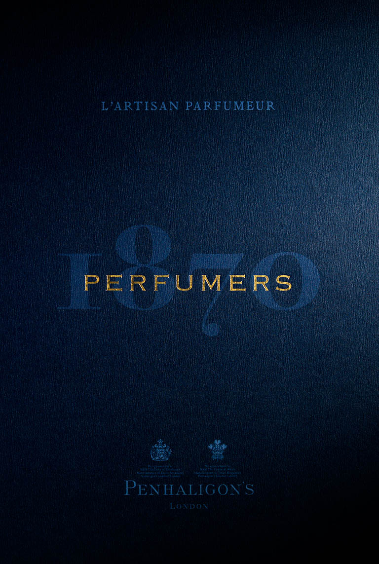 Packshot Factory - Books - L'Artisan Parfumeur cover