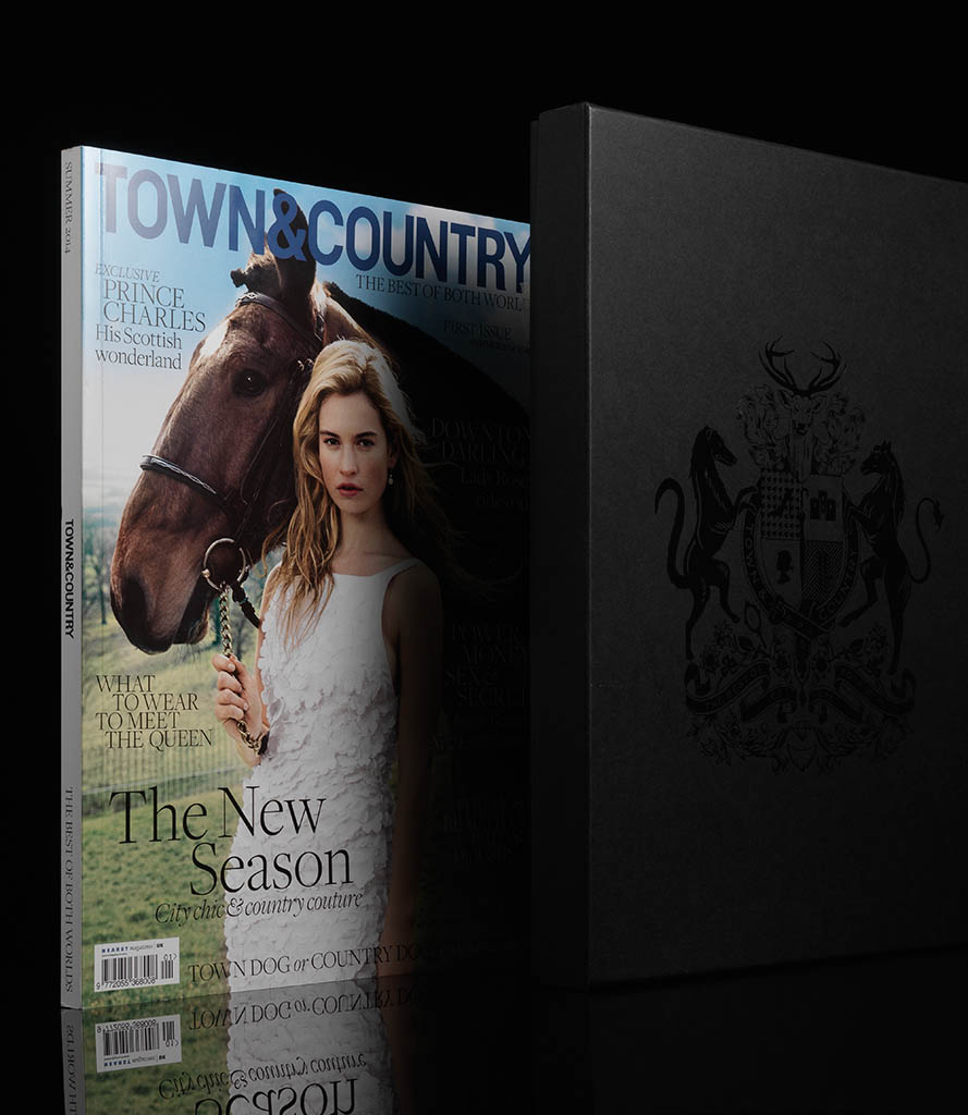 Packshot Factory - Books - Town and Contry magazine cover