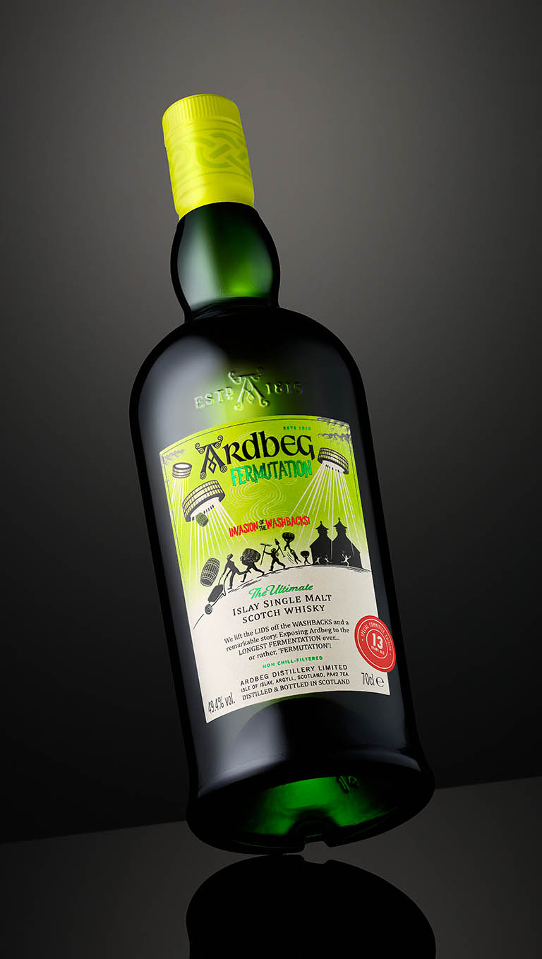 Packshot Factory - Bottle - Arbeg whisky bottle