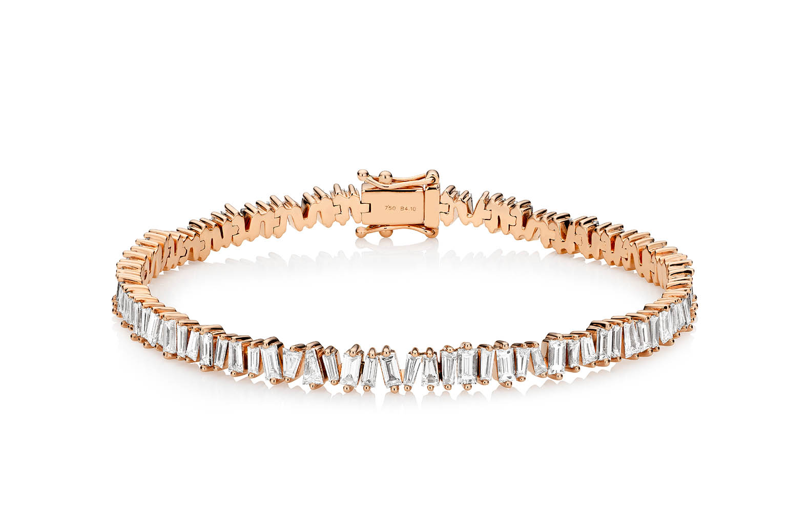 Packshot Factory - Bracelet - Gold bracelet with white diamonds