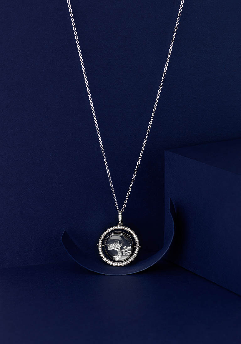 Packshot Factory - Chain - Loquet London silver chain