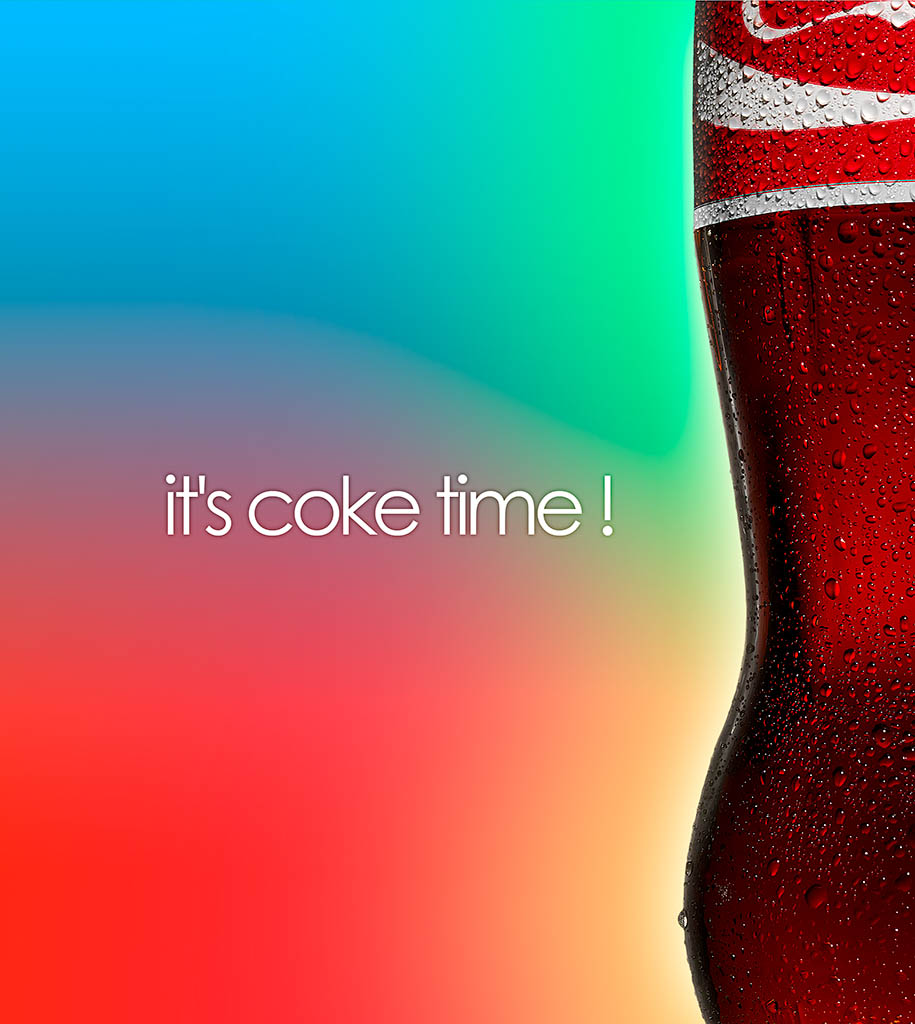 Packshot Factory - Coloured background - Coca Cola bottle