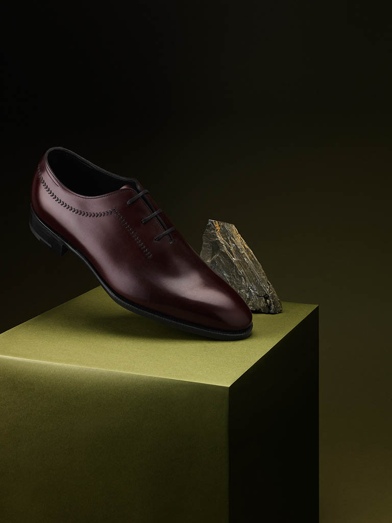 Packshot Factory - Coloured background - John Lobb leather shoes