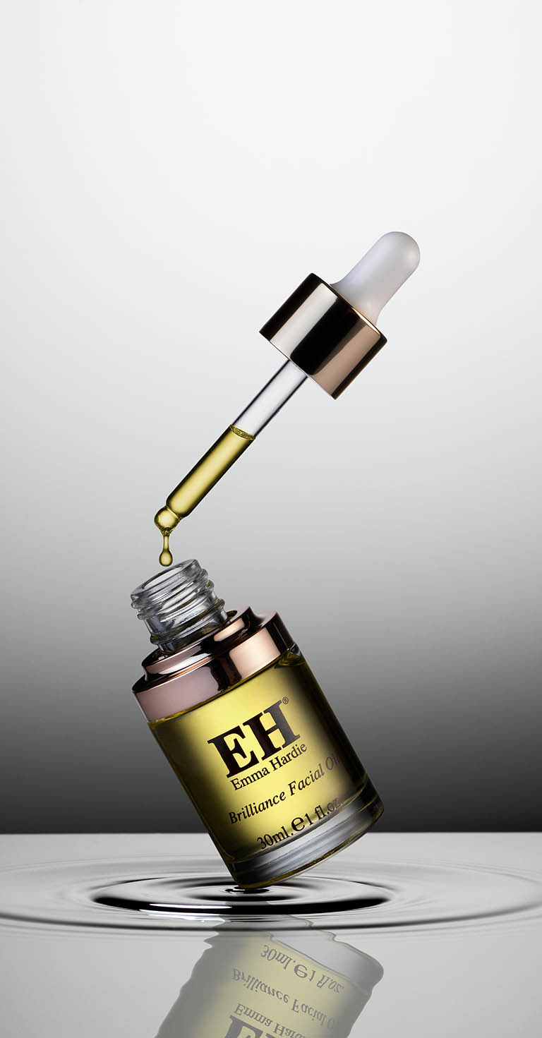 Cosmetics Photography of Emma Hardie facial oil bottle by Packshot Factory