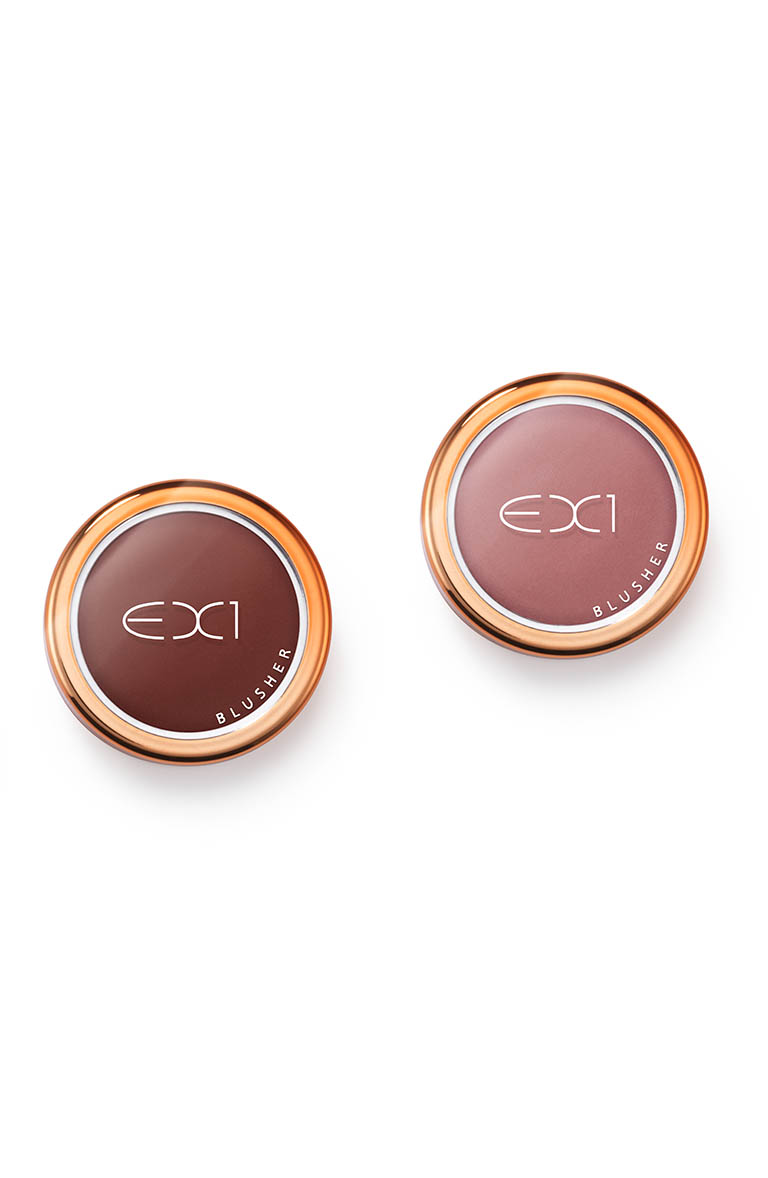 Cosmetics Photography of EX1 makeup blusher by Packshot Factory