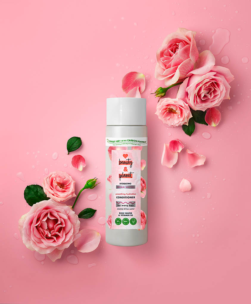 Cosmetics Photography of Love Beauty and Planet conditioner by Packshot Factory