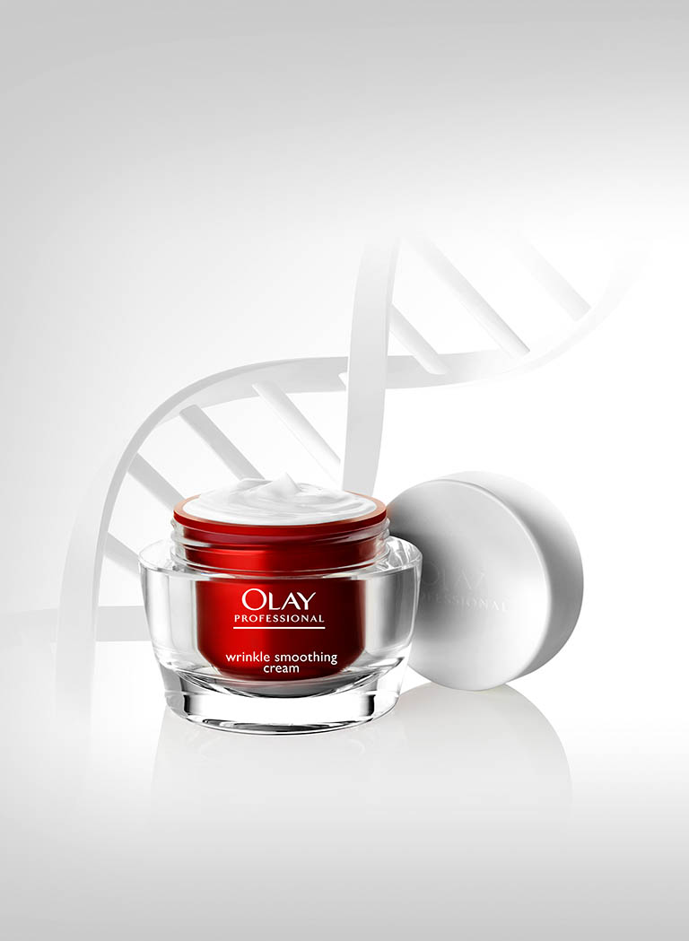 Cosmetics Photography of Olay cream and moisturiser by Packshot Factory