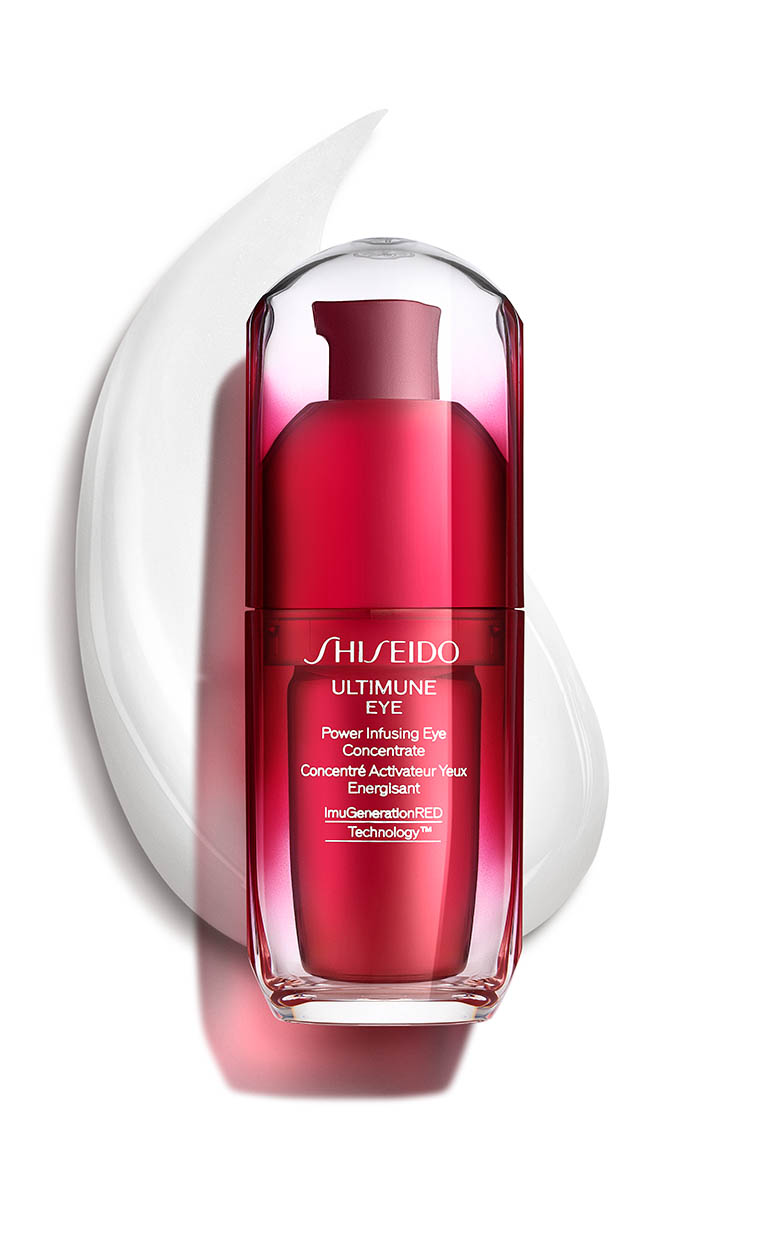 Cosmetics Photography of Shiseido Ultimune Eye Concentrate by Packshot Factory