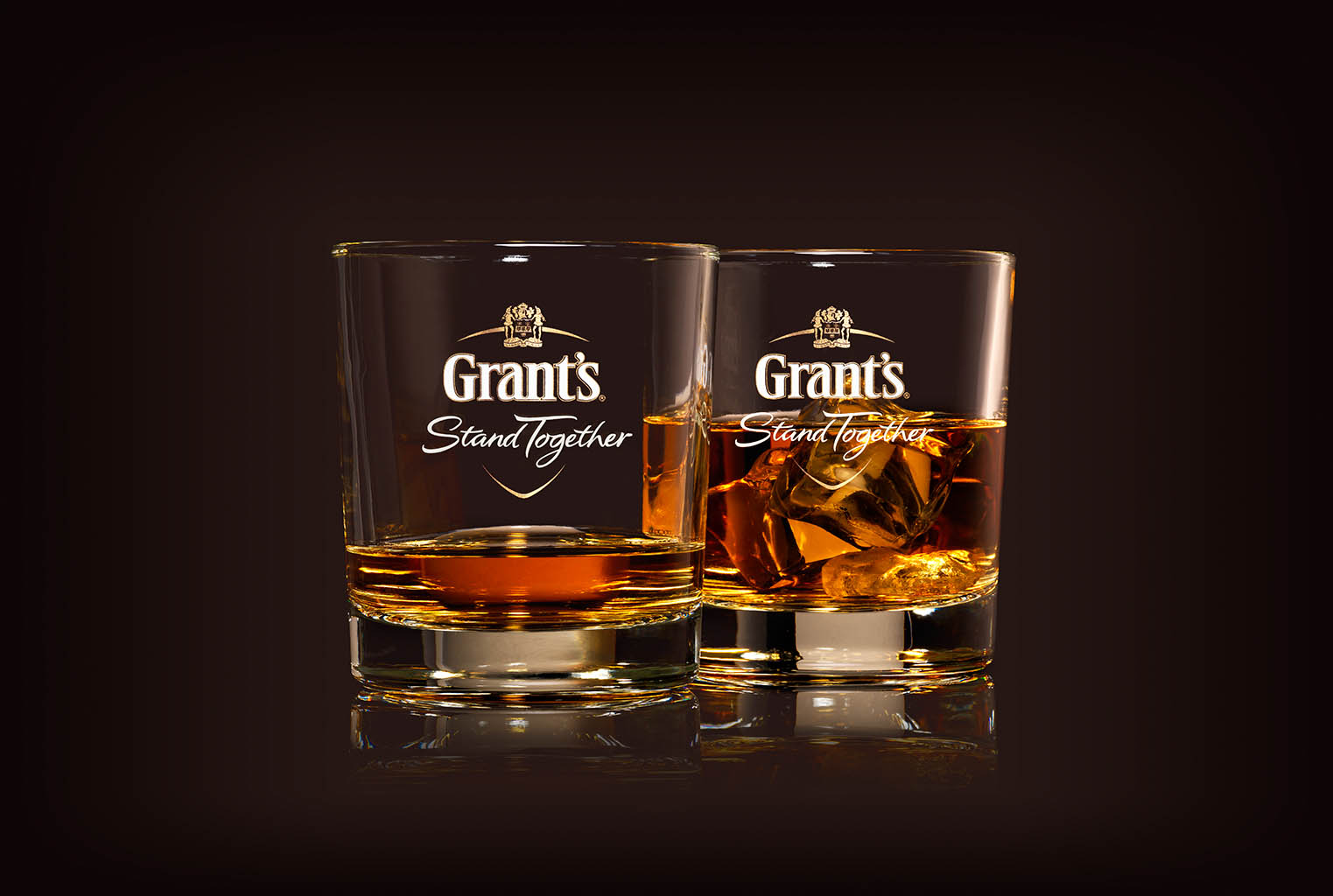 Drinks Photography of Grant's whisky server by Packshot Factory