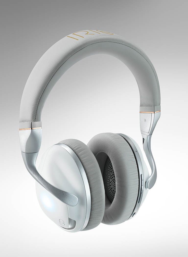 Packshot Factory - Electronics - Iris headphones