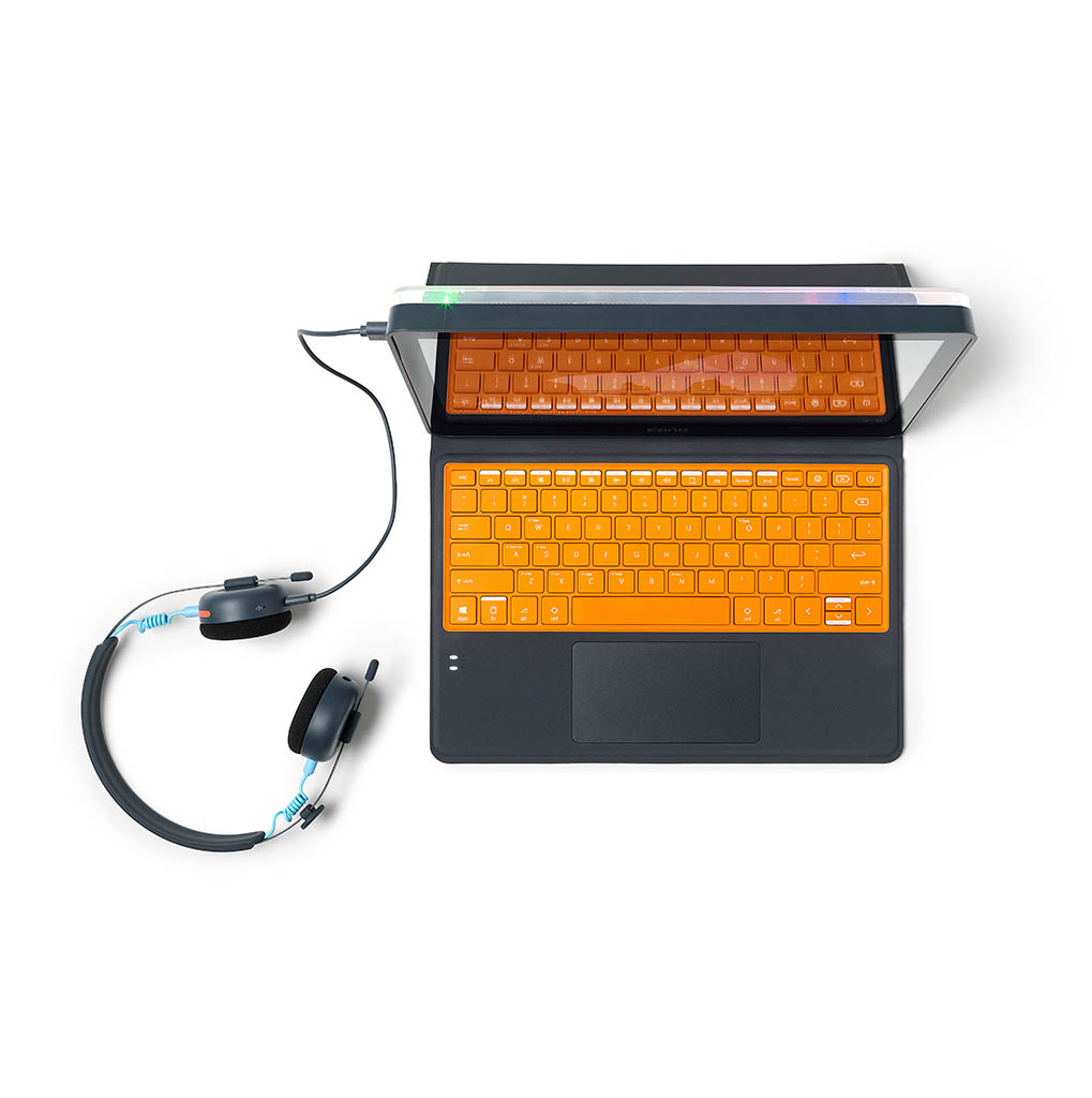 Packshot Factory - Electronics - Kano laptop