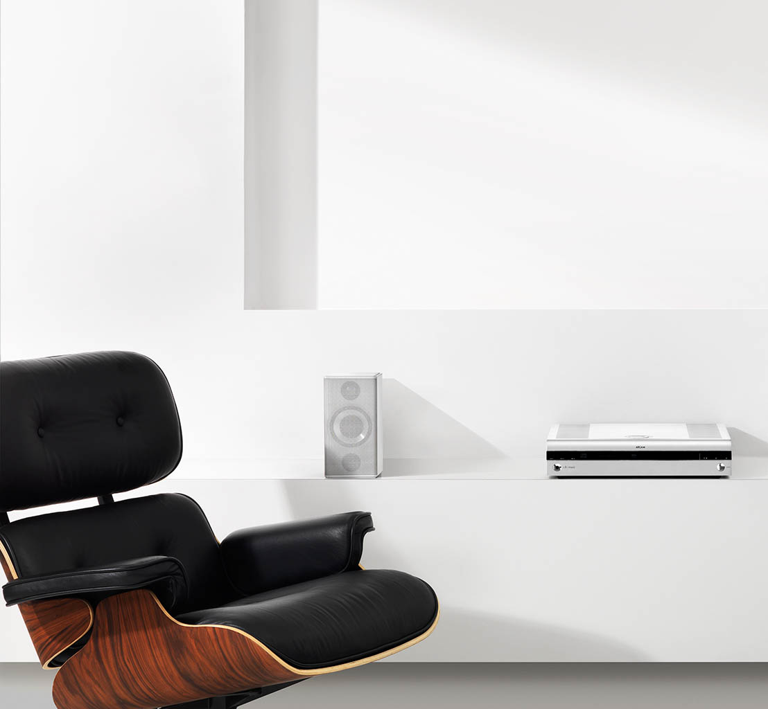 Packshot Factory - Electronics - Living room lifestyle set design