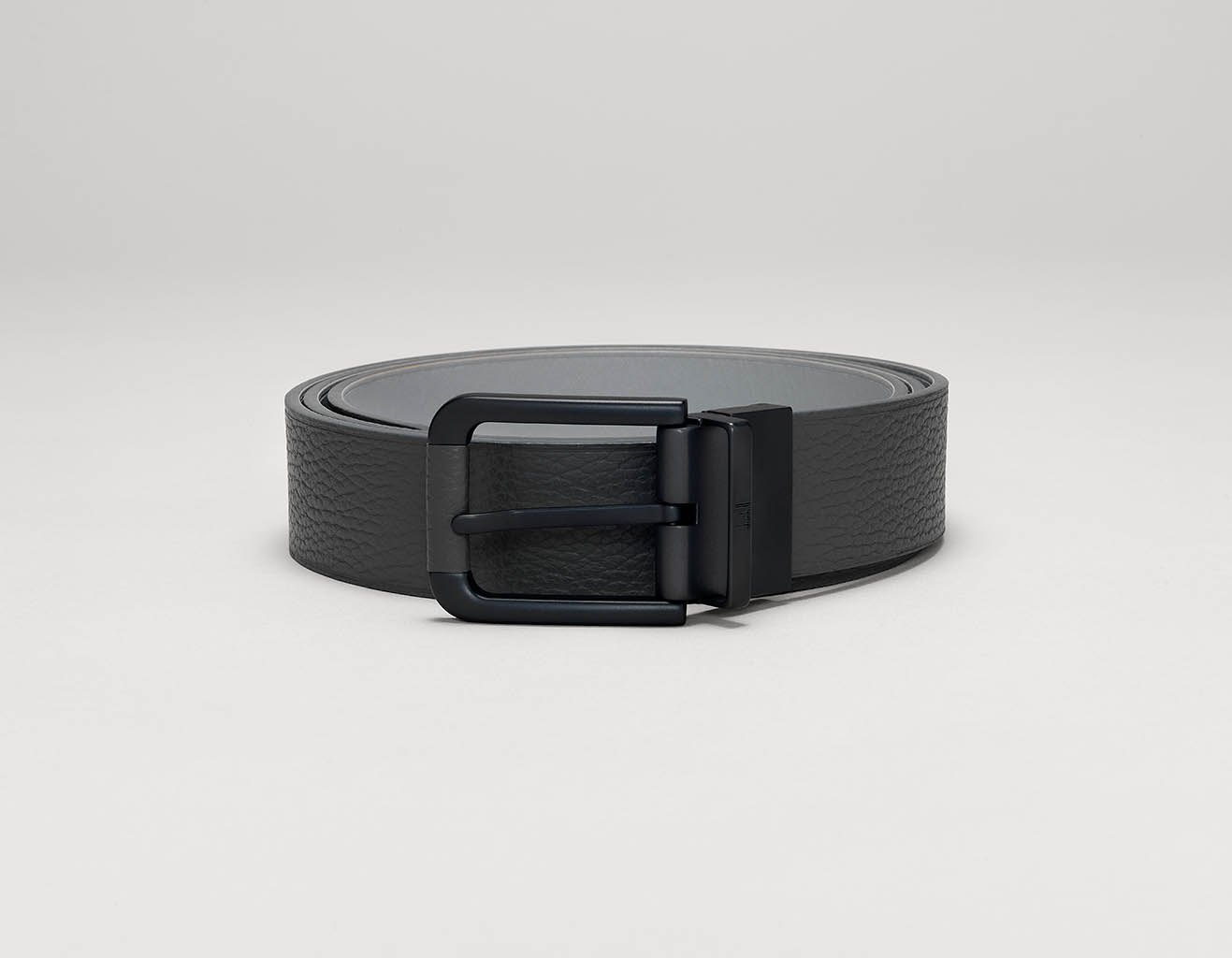 Fashion Photography of Alfred Dunhill belt by Packshot Factory