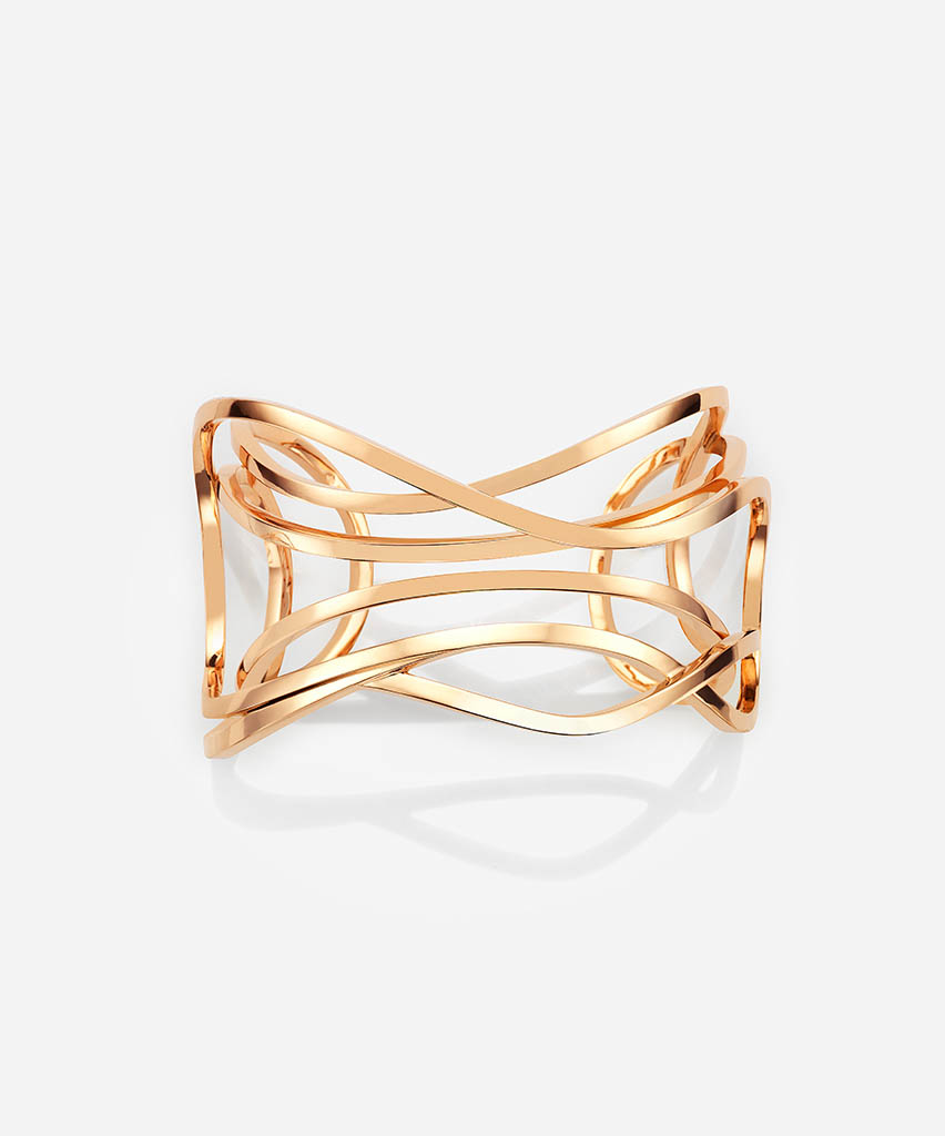 Packshot Factory - Fine jewellery - Mason Dauphin gold ring with diam