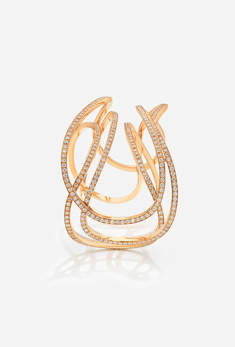 Packshot Factory - Fine jewellery - Mason Dauphin gold ring with diam