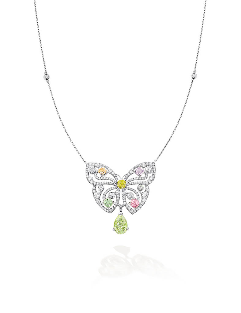 Packshot Factory - Fine jewellery - White gold necklace with butterfly pendant
