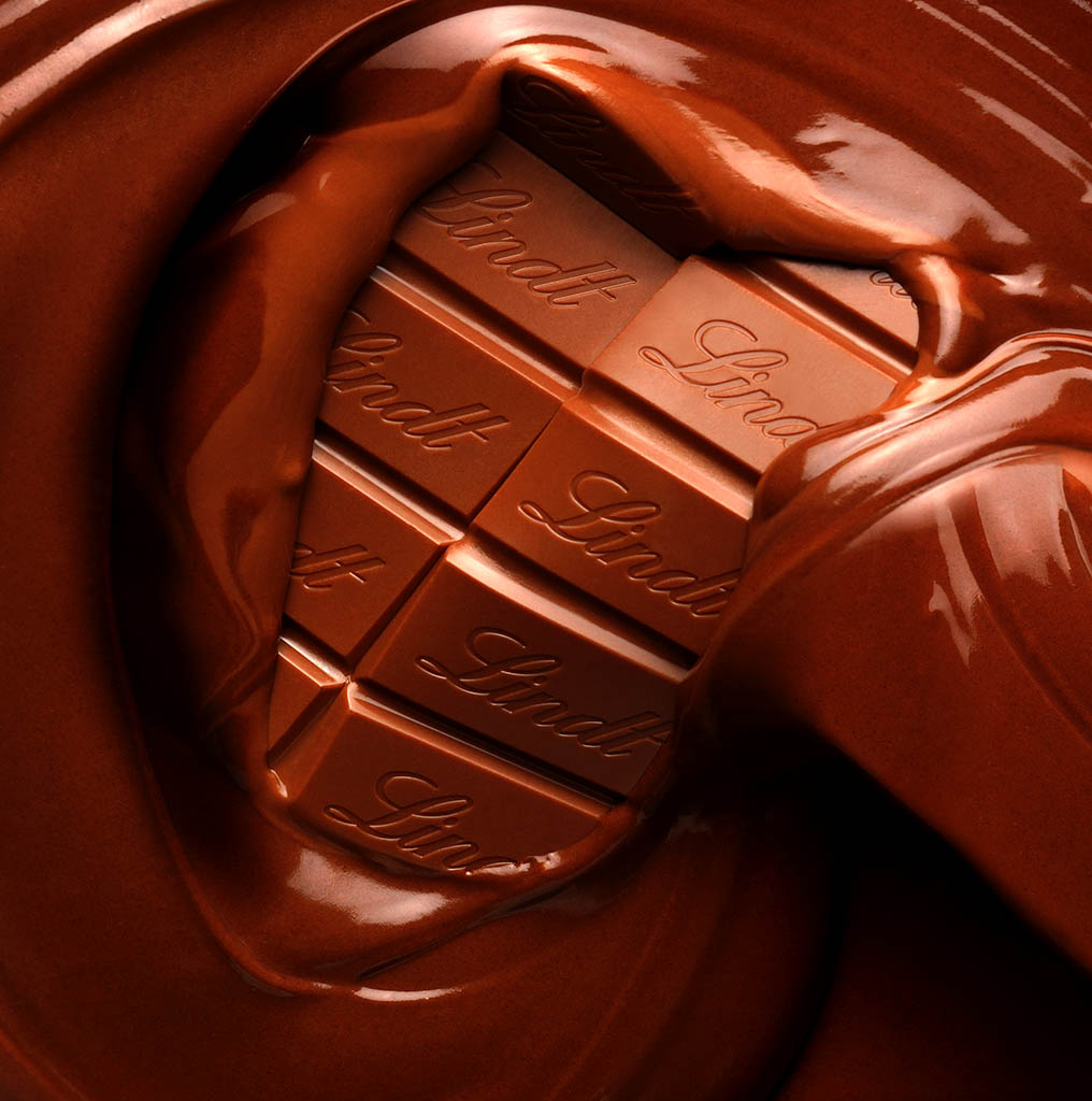 Food Photography of Lindt melting chocolate by Packshot Factory