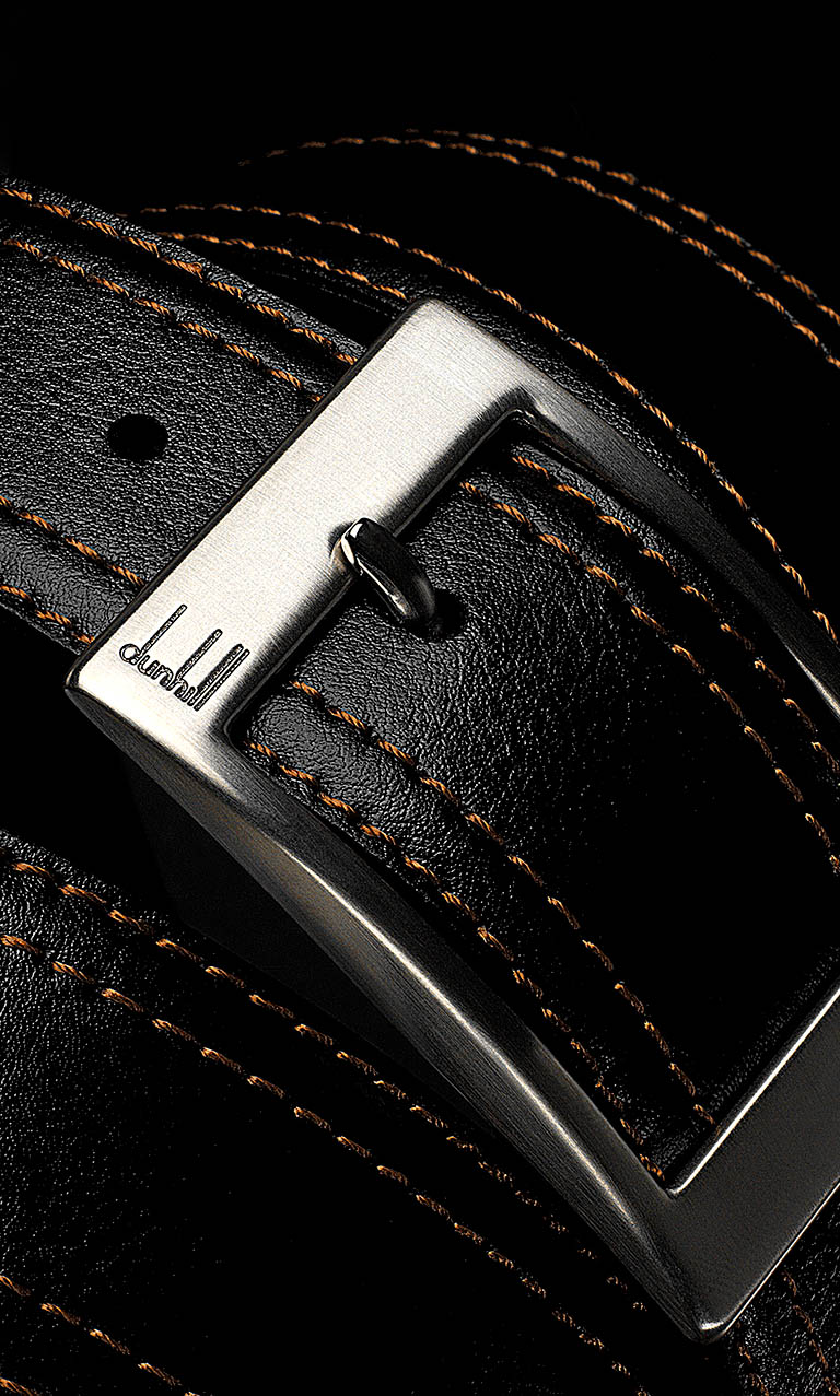 Packshot Factory - Leather goods - Alfred Dunhill belt buckle