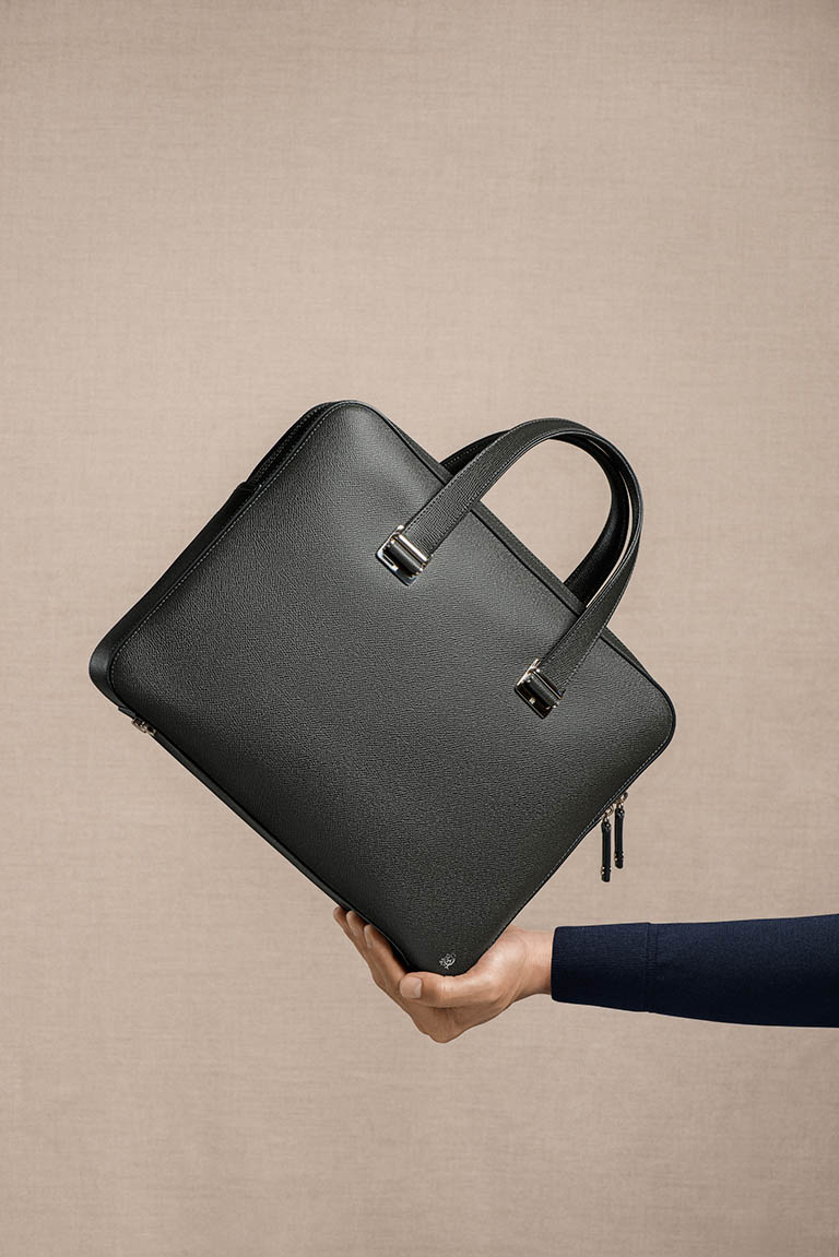 Packshot Factory - Leather goods - Alfred Dunhill leather briefcase