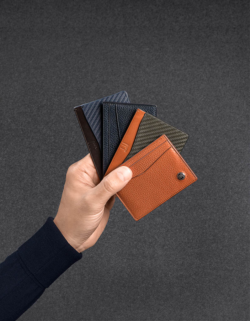 Packshot Factory - Leather goods - Alfred Dunhill leather card wallet