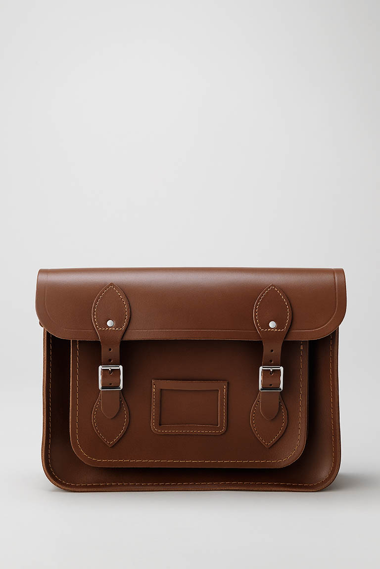 Packshot Factory - Leather goods - Cambridge Satchel Company