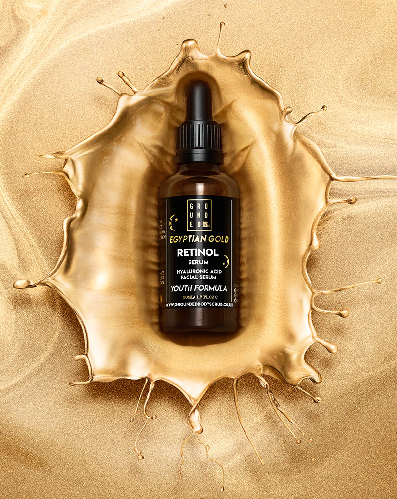 Packshot Factory - Liquid - Grounded retinol bottle