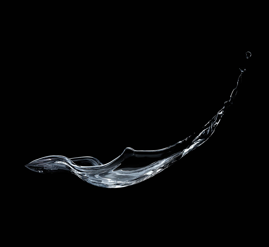 Packshot Factory - Liquid - Water splash on black background