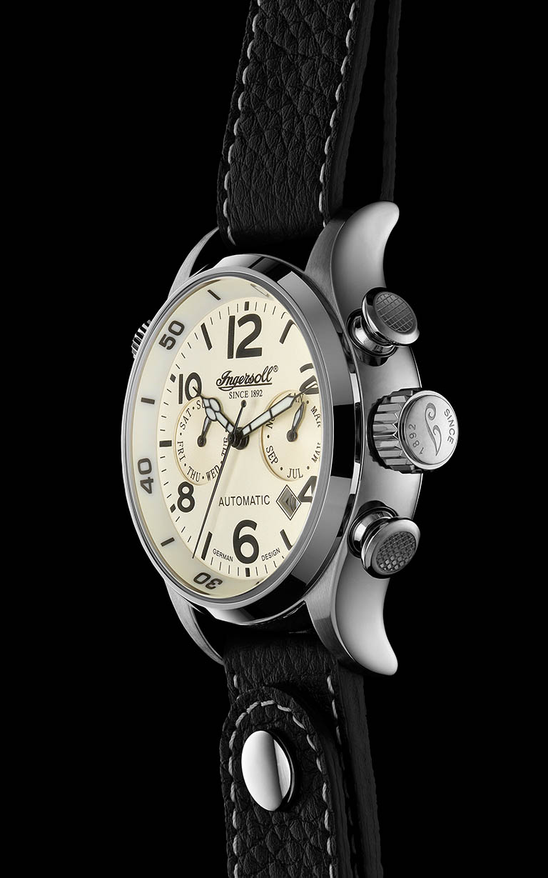 Packshot Factory - Luxury watch - Ingersol men's watch