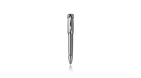 White background Explorer of Alfred Dunhill fountain pen