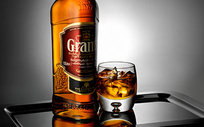 Serve Explorer of Grant's whisky with serve