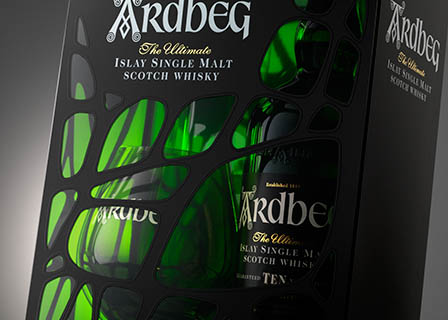 Bottle Explorer of Ardbeg whisky bottle land glass box set