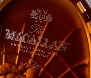 Bottle Explorer of Macallan whisky decanter label close up