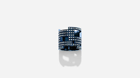 White background Explorer of Maison Dauphin blue gold band with diamonds