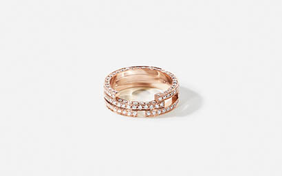 Rings Explorer of Maison Dauphin gold band with diamonds