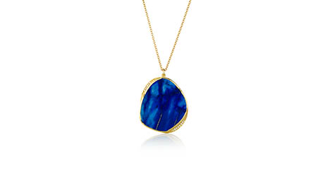 Pendant Explorer of Yello gold chain and pendant with lapis lazuli gemstone