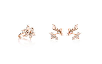 Diamond Explorer of Gold ring and stud diamond earrings set
