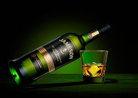 Serve Explorer of Jameson whisky bottle and serve