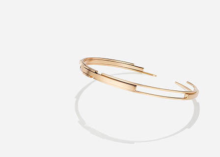 Jewellery Photography of Maison Dauphin gold band