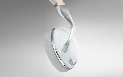 Gadget Explorer of Iris headphones