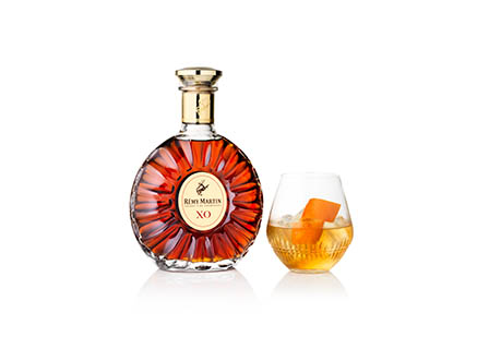 Drinks Photography of Remy Martin XO bottle and serve