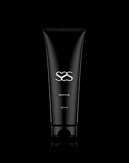 Black background Explorer of Secret Seduction shower gel tube