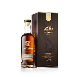 White background Explorer of Loch Lomond whisky bottle and box set
